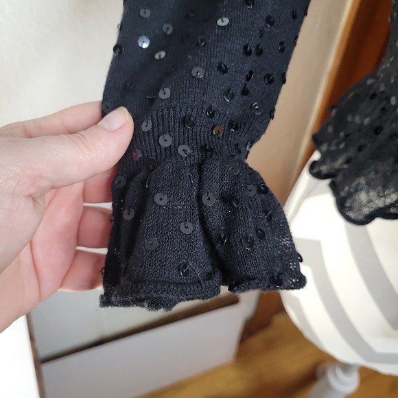 Womans Necessary Objects Black Sequin Tie Front Ruffled bottom/wrists Size Large - Picture 5 of 10